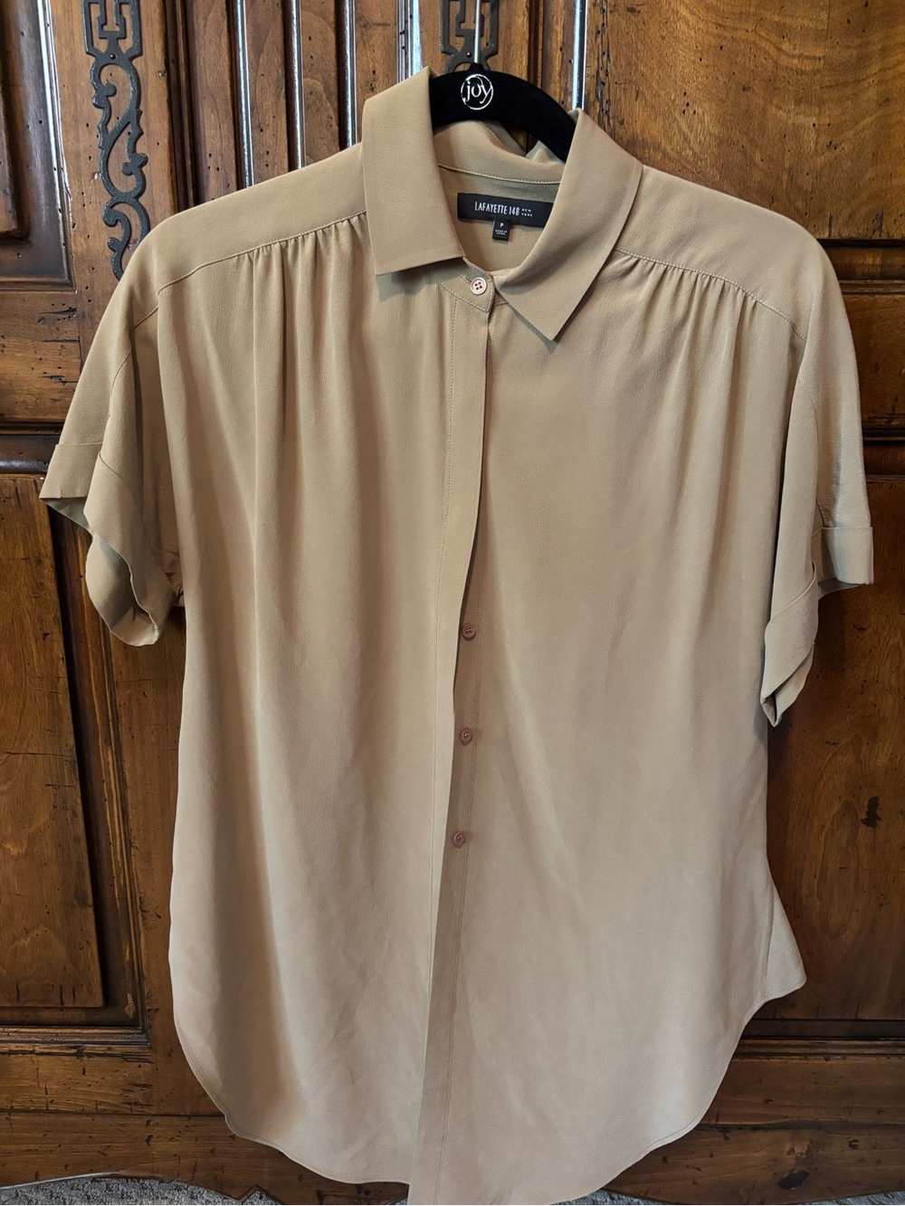 Lafayette 148 New York Light Beige Short-Sleeve Button-Down Shirt
